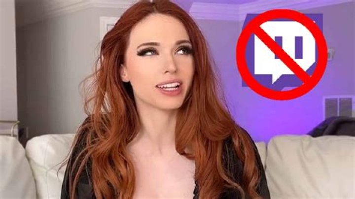 Amouranth Was Banned From Twitch Shortly After Signing With Kick What Happened?