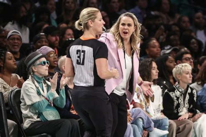 Becky Hammon Says She's An 'Old Ass Bitch' During Aces' Championship |