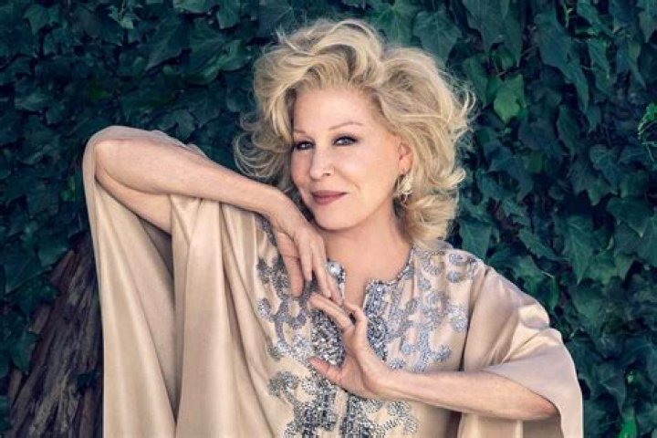 Bette Midler ·