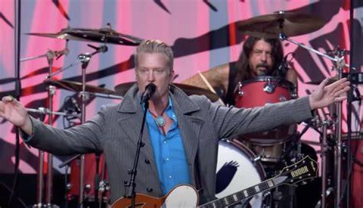 How Is Singer Justin Hawkins Related To Taylor Hawkins? Tribute Concert And Family Facts ·