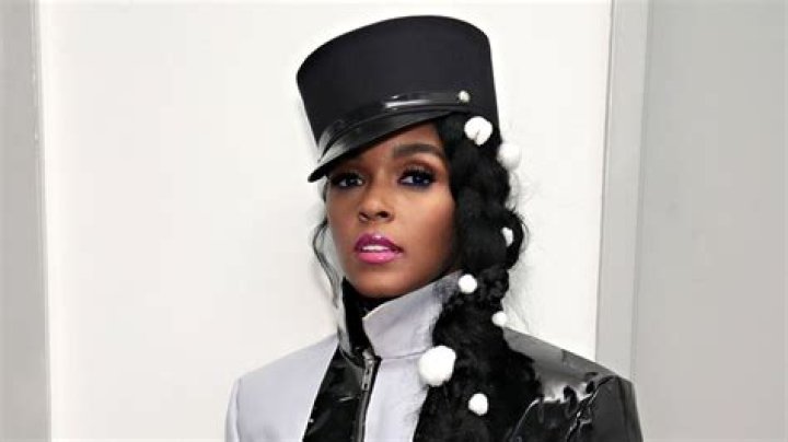 Is Pansexual Superstar Janelle Mone Boo-ed Up?