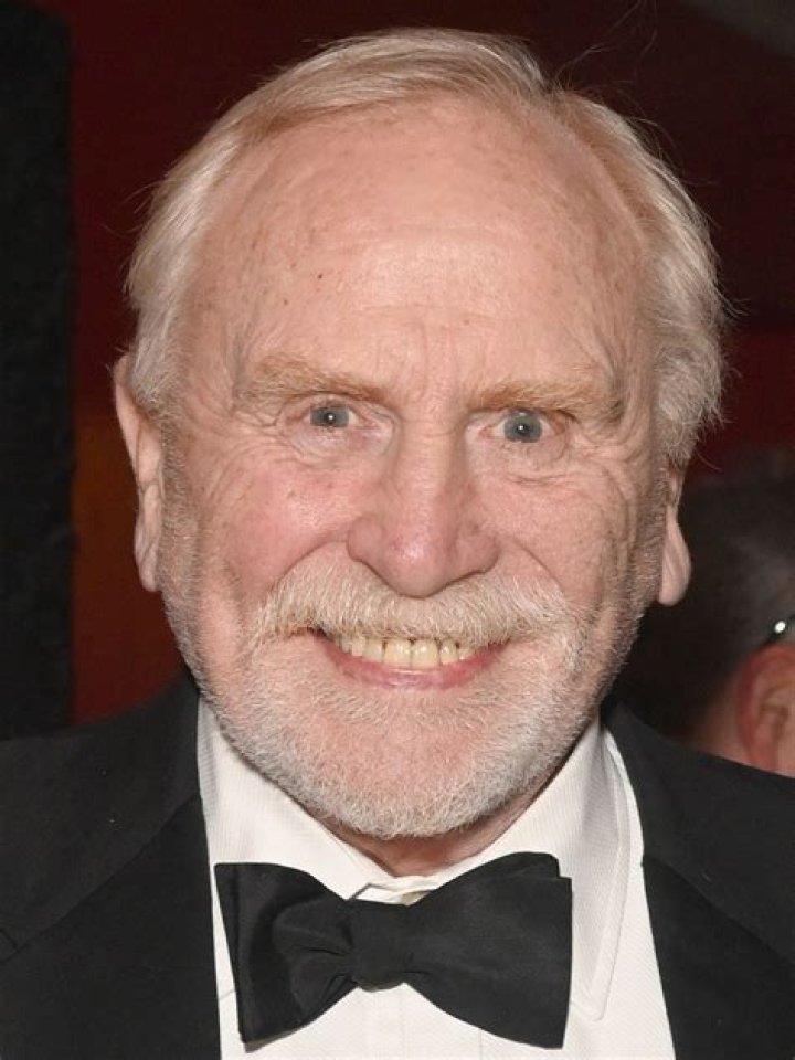 James Cosmo