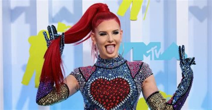 Justina Valentine Hosts Jersey Shore: Family Vacation Reunion