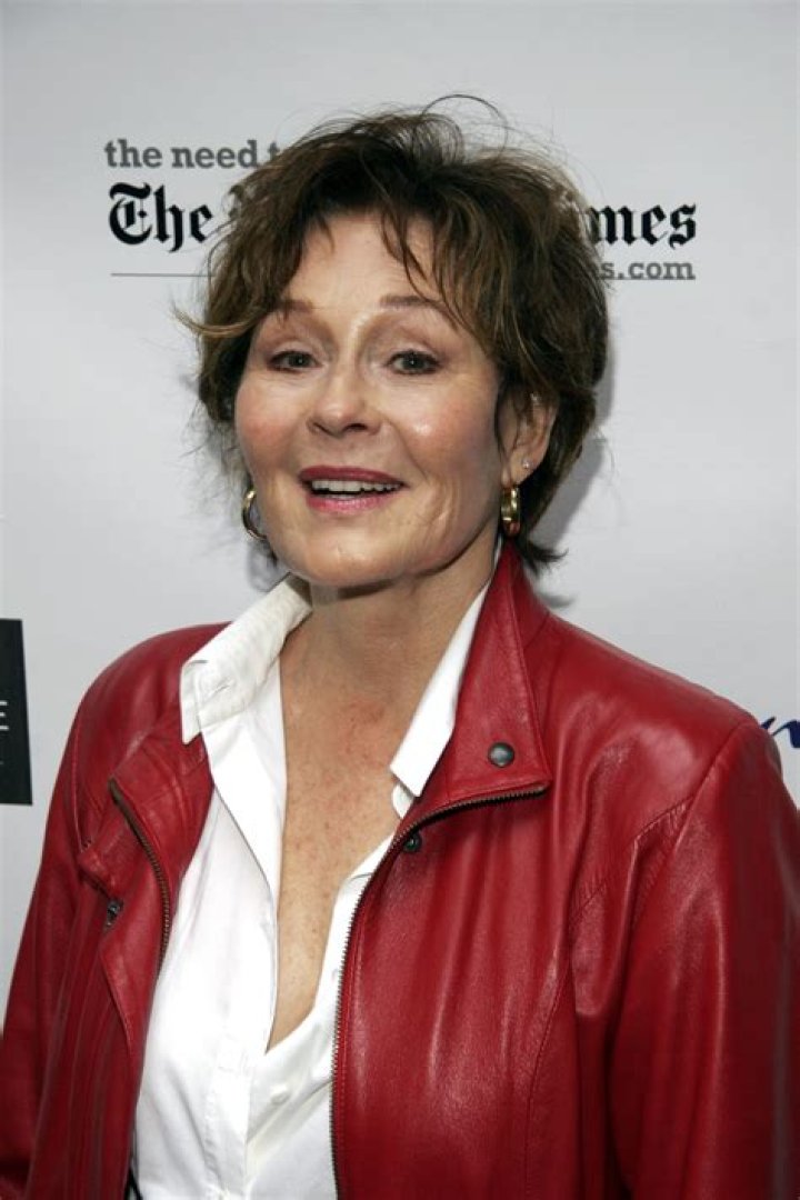 Marj Dusay