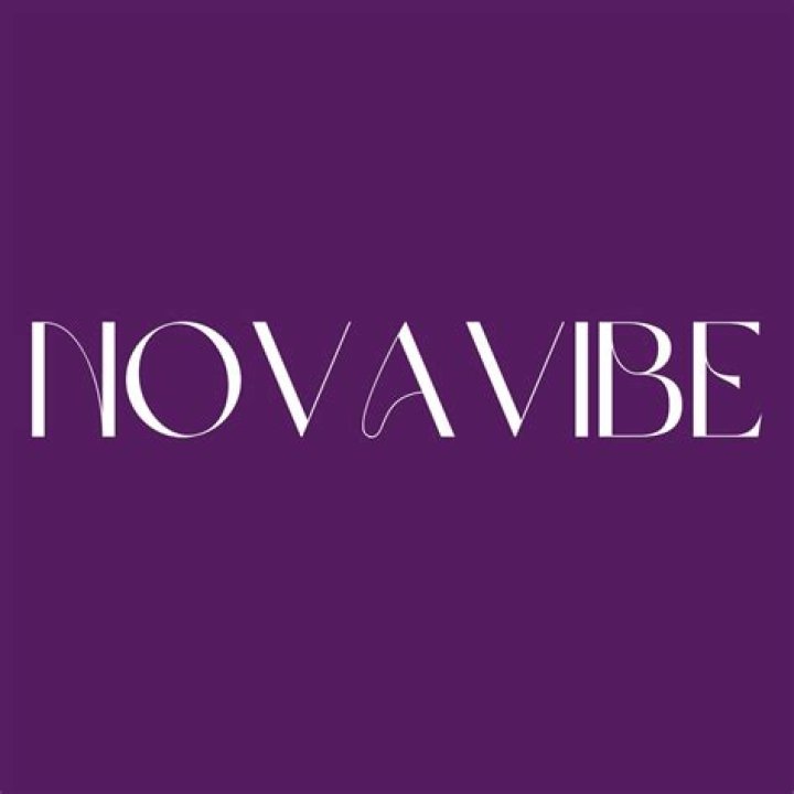NovaVibe | Zuleika Bronson correo