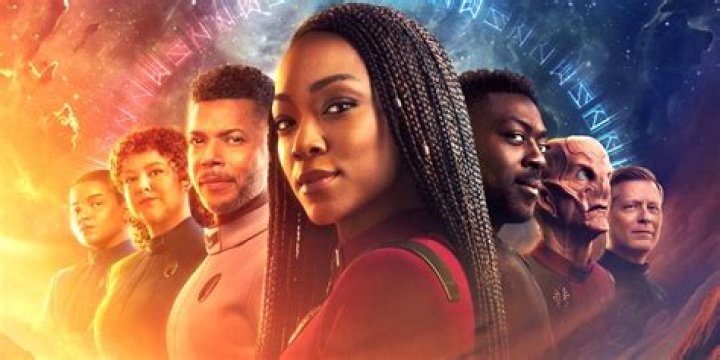 Raven Is Already a Fan Favorite and a Frontrunner in Season 5 of 'The Circle'