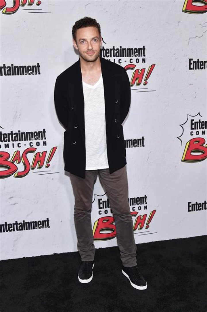 Ross Marquand- Wiki, Age, Height, Net Worth, Girlfriend, Ethnicity
