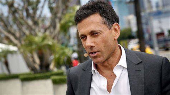 Strauss Zelnick ·