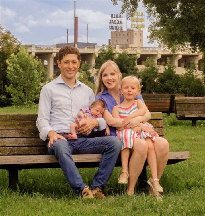 Stu Lantz Biography, Age, Family, Wife, Lakers, Salary, and Net Worth ·