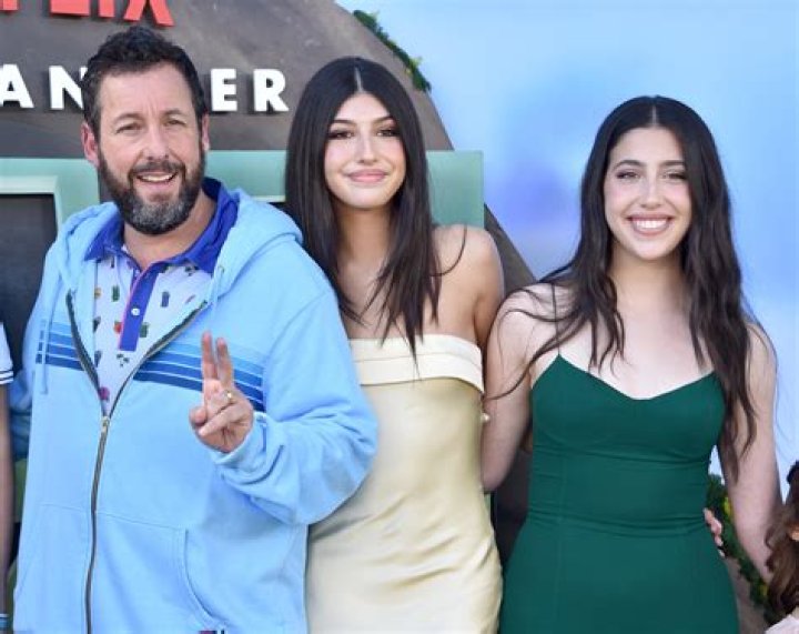 Sunny Sandler Bio, Age, & Facts About Adam Sandlers Daughter ·