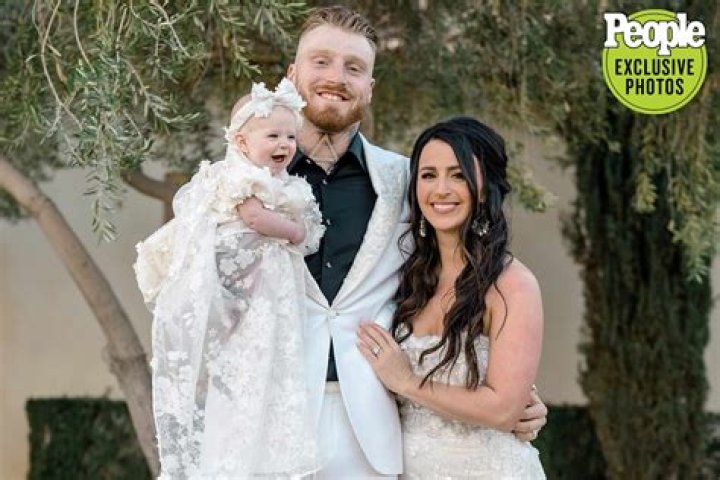 Unveiling The Incredible Bond: The Maxx Crosby Family