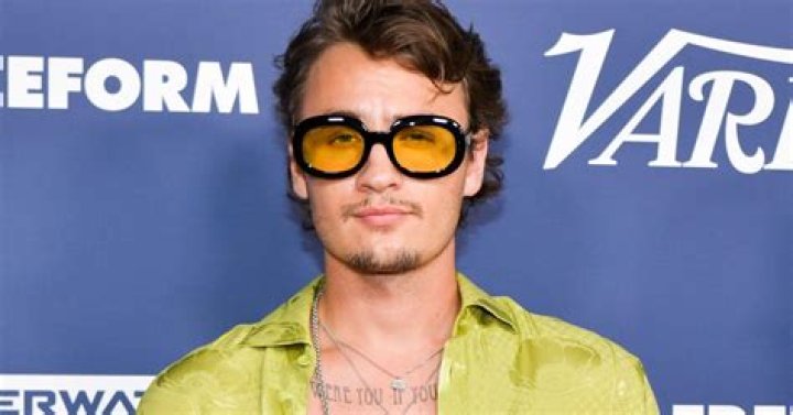 What Does Brandon Thomas Lee Do for a Living? How Much Is His Net Worth? |