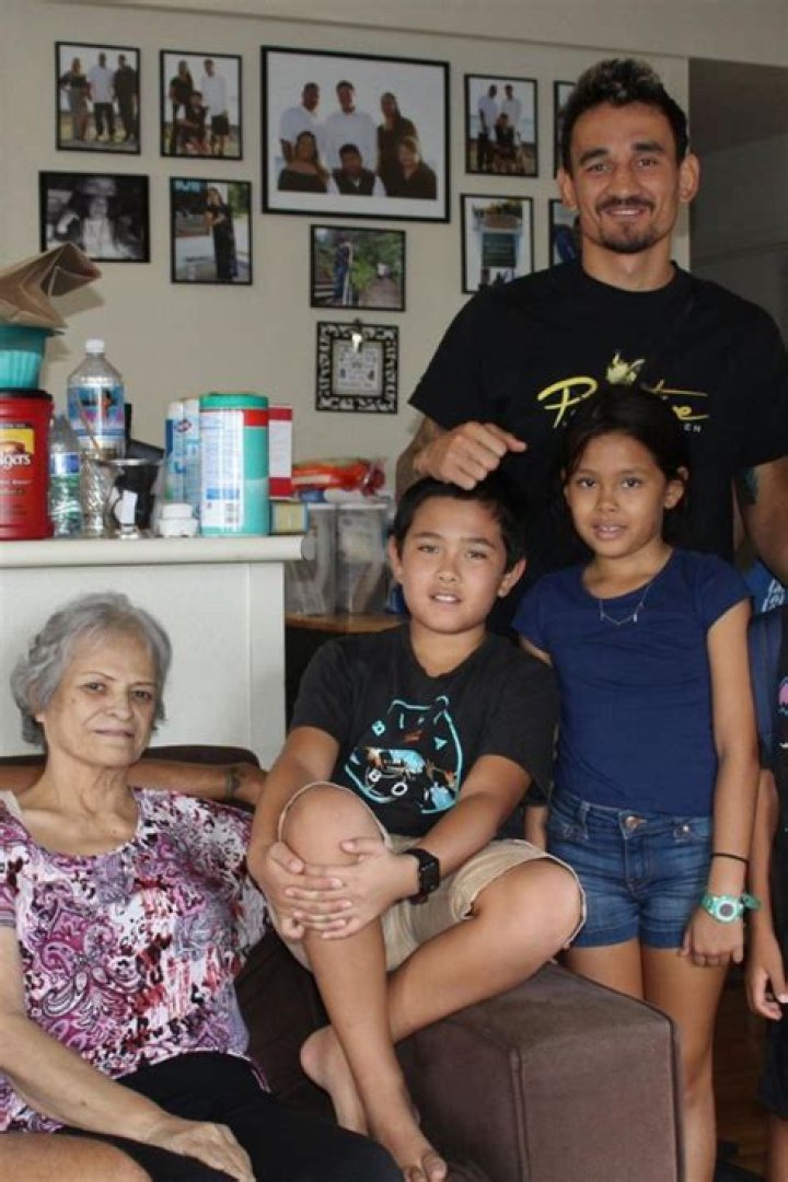 Who Are Mark Holloway And Missy Kapoi? Max Holloway Parents