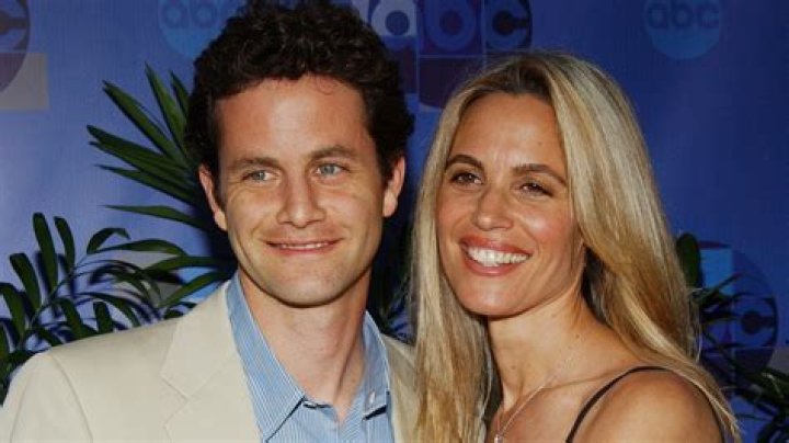 Who is Elizabeth Cameron Daniel Camerons wife? EXPLORE Her Wiki, Bio, Age, Height, Nationality, F ·