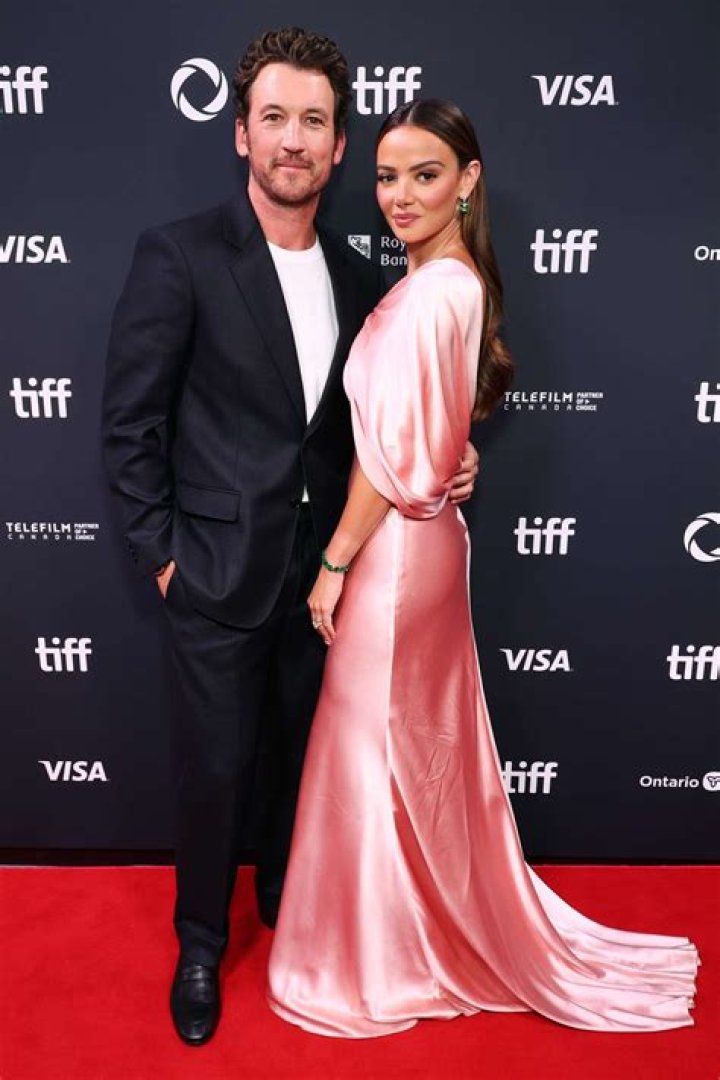 Who Is Keleigh Sperry? Everything To Know About The Actress ·