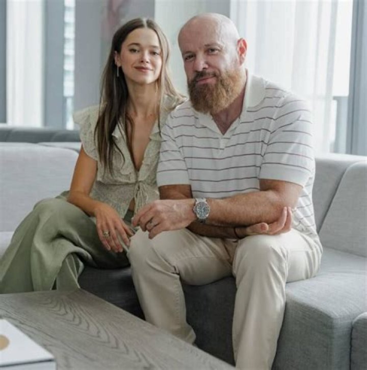 Wiki, Age, Net Worth, Wife, Age, Family, Brother ·