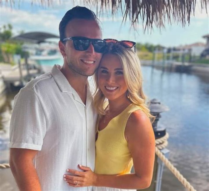 Wiki, Bio, Age, Husband, Salary, Net Worth ·