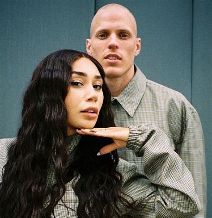 YouTube Star Eva Gutowski Has a New Boyfriend, Who is he? Know about her Affairs