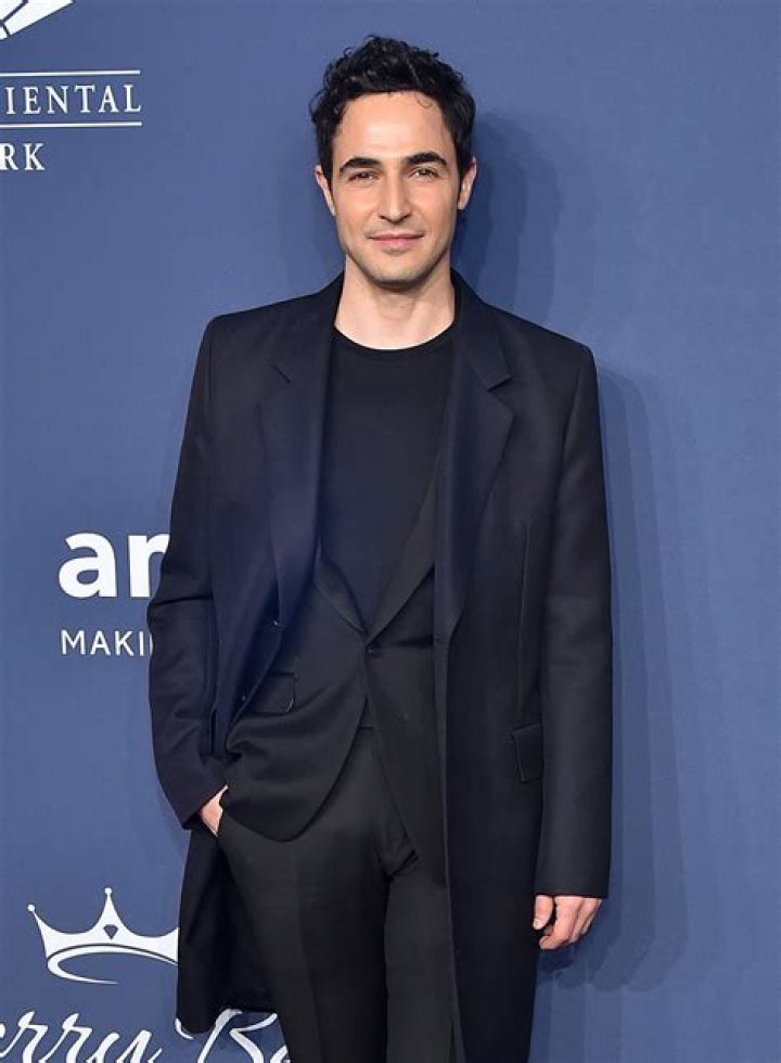 Zac Posen ·